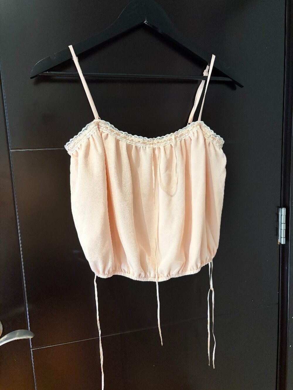 Lace trim bubble hem cami top